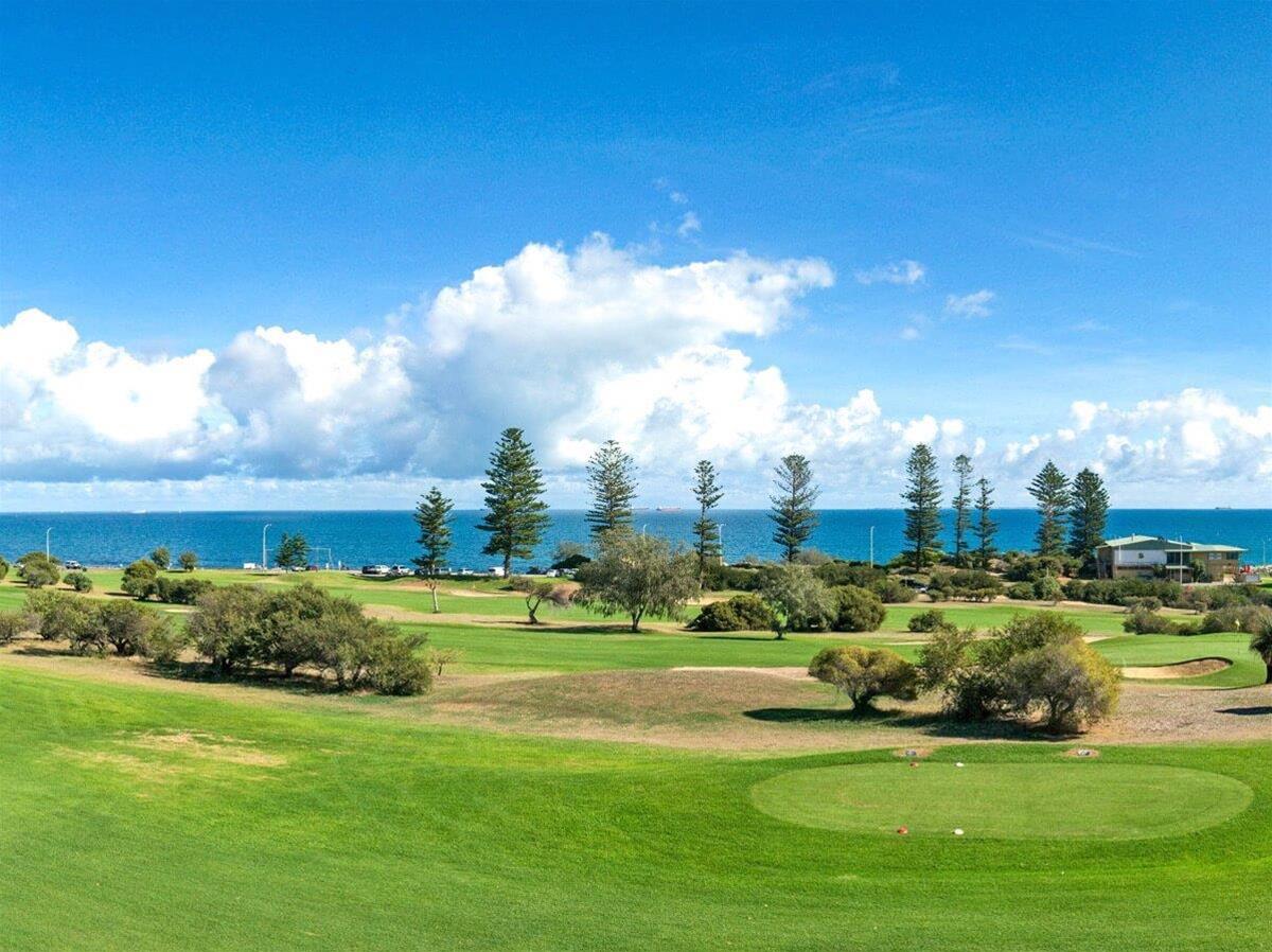 Sea View Golf Club